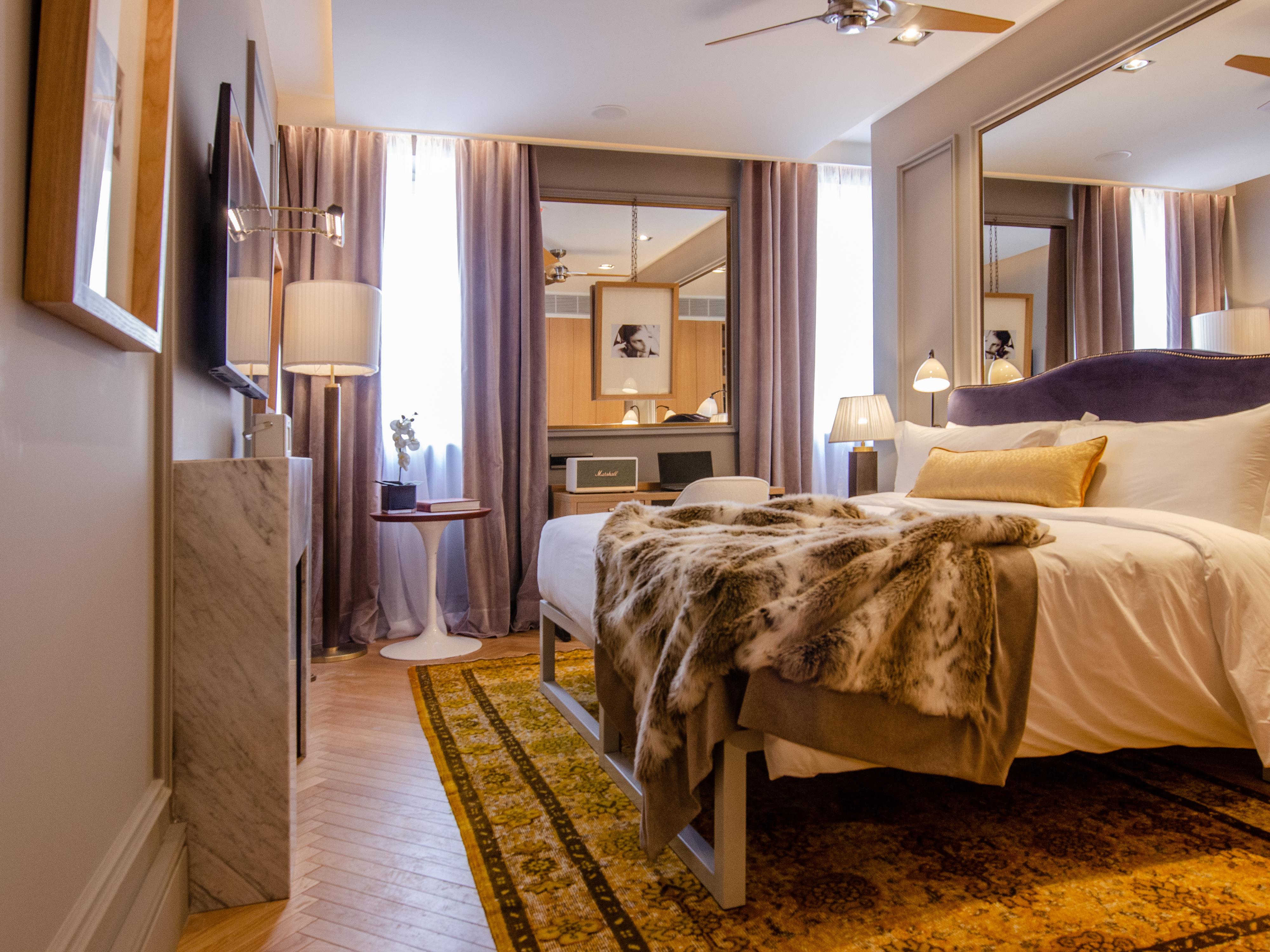 Browns Avenue Hotel Lisabona Exterior foto A bedroom at the hotel